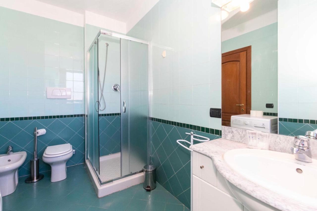 Appartement Cozy&Spacious Apt 2 Min Walk From The Tram Stop! à Turin Extérieur photo